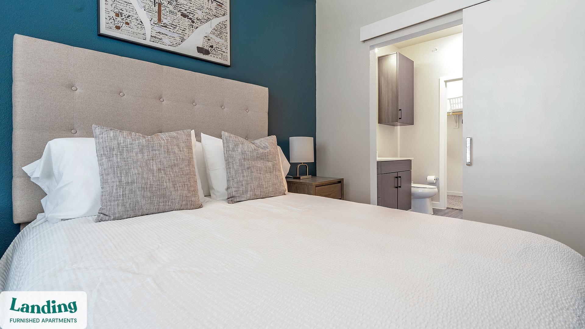 Building Photo - 14015 Univ Pass