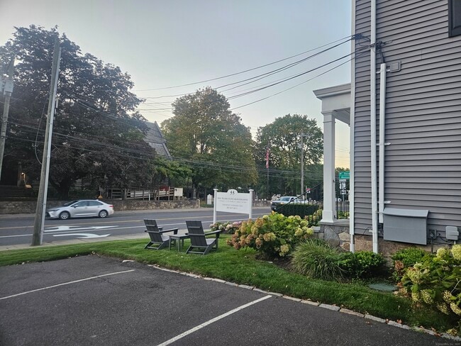 Building Photo - 55 East Ave