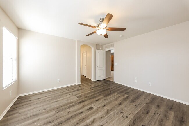 Building Photo - 501 S 125th Ave