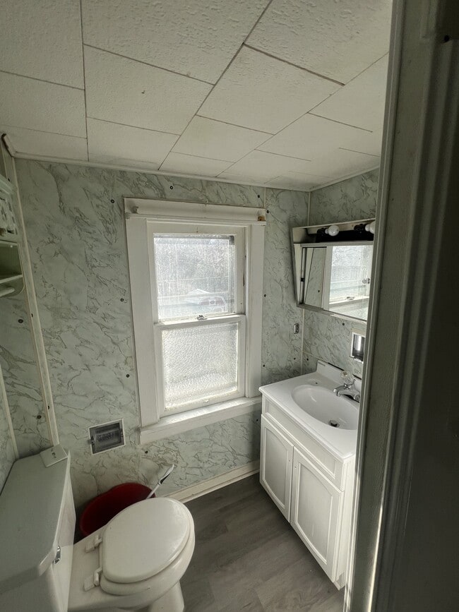 Building Photo - 1013 W Decatur St