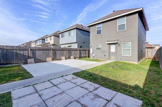 Building Photo - 4527 Graceful Ln