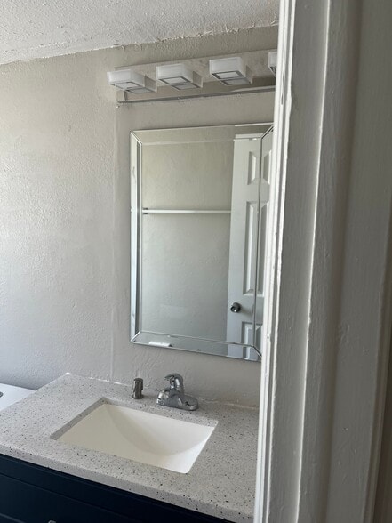 Building Photo - 9420 N 50th St