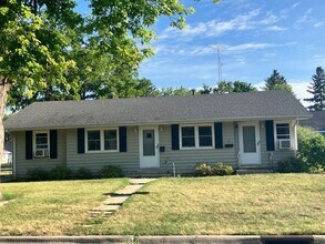 Building Photo - 501 N Church St