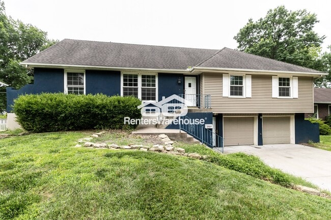 Primary Photo - 2707 NE 67th Pl