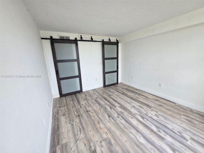 Building Photo - 11790 SW 18th St