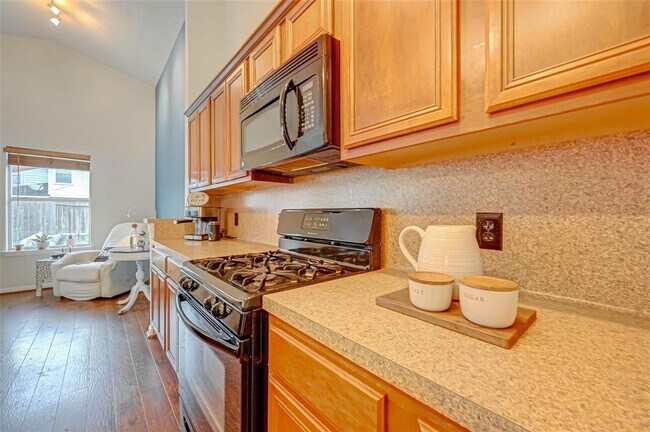 Building Photo - 25234 Spring Iris Ln