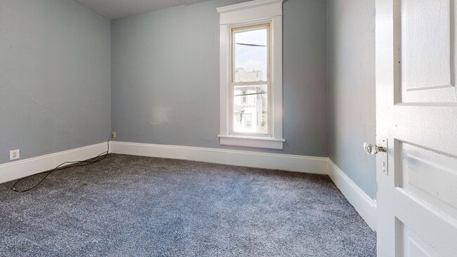 Building Photo - Coming soon--3 bedroom in Mansfield, small...