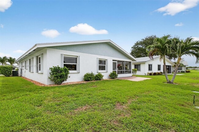Building Photo - 3810 Rowena Cir