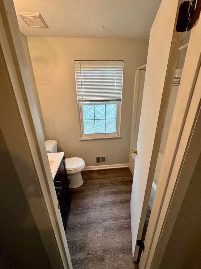 Building Photo - Charming 2 Bed 1 Bath in Cranberry!