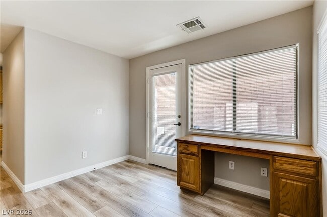 Building Photo - 9471 Bighorn Point Ct