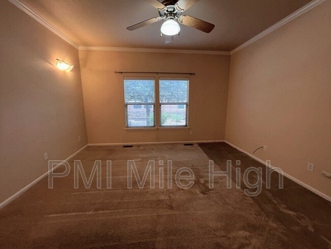 Building Photo - 15501 E 112th Ave