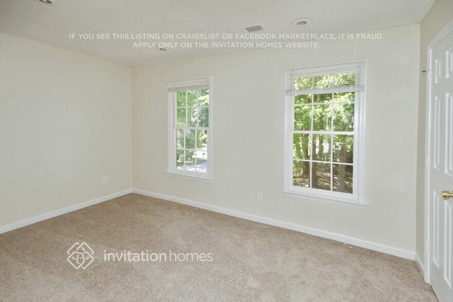 Building Photo - 6959 Whispering Oaks Ct