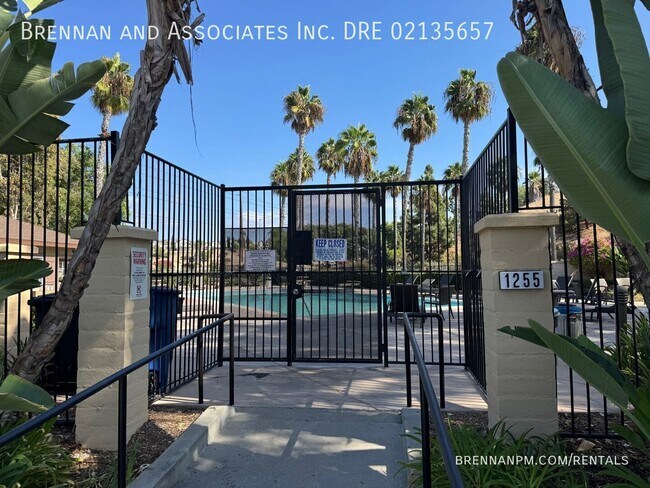 Building Photo - 1165 Latigo Cove