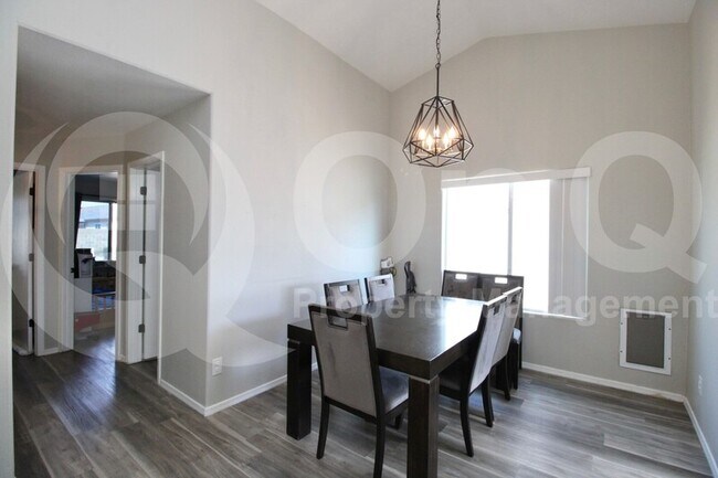 Building Photo - 6335 E Brown Rd