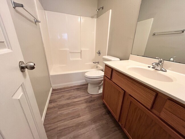 Building Photo - 1118 82nd St