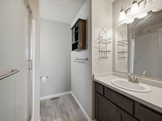 Building Photo - Modern Cheyenne Convenience | 3 Bed Home with Bonus Living Space Near Downtown & I-25