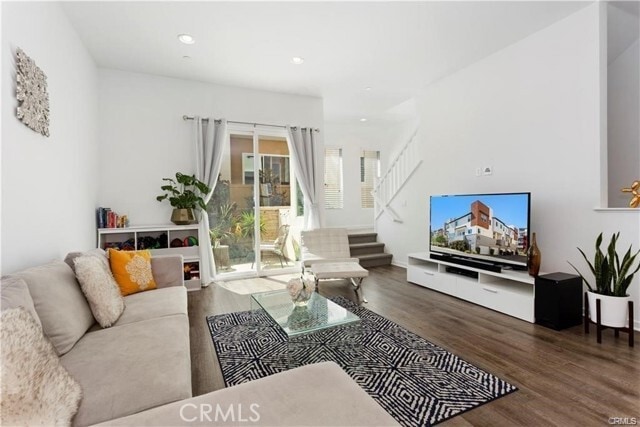 Building Photo - 715 Brooklyn Dr