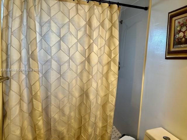 Building Photo - 9450 Live Oak Pl