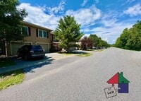 Building Photo - Spacious Milton 3 Bedroom - Pet Friendly!