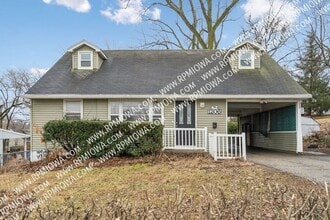 Building Photo - 1206 Amos Ave