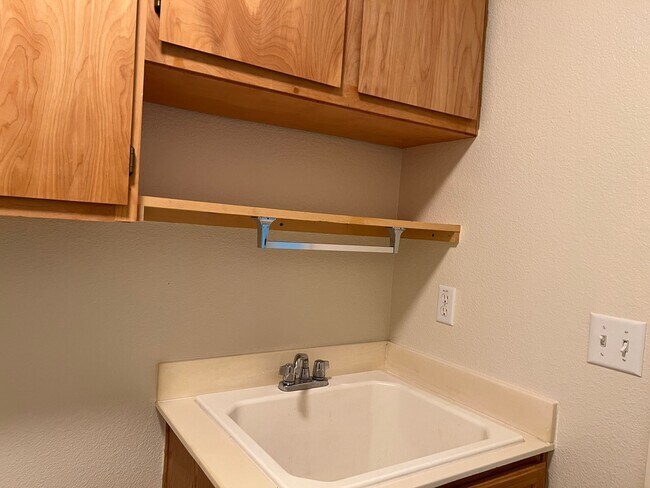 Building Photo - 4501 Waitsfield Cir