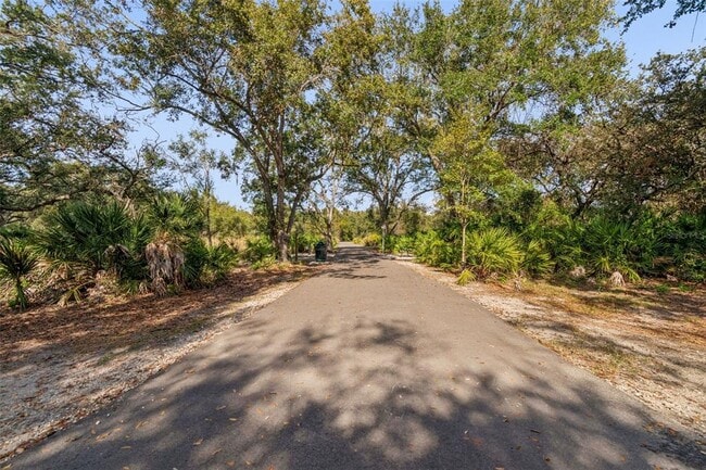 Building Photo - 6719 S Dauphin Ave