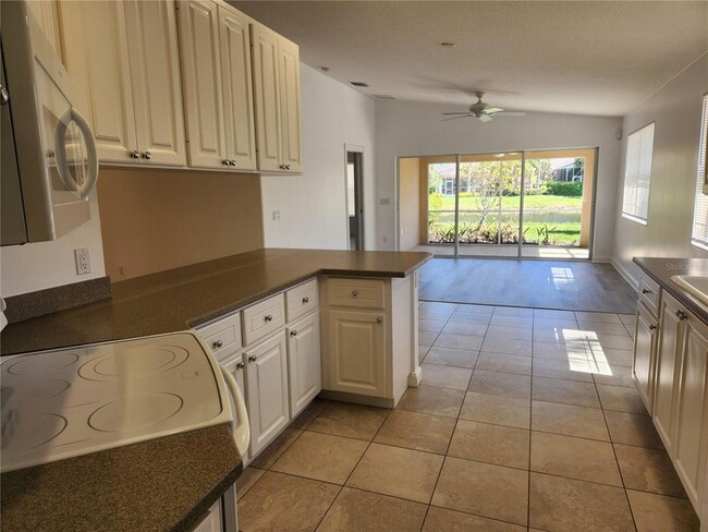 Building Photo - 5947 Benevento Dr