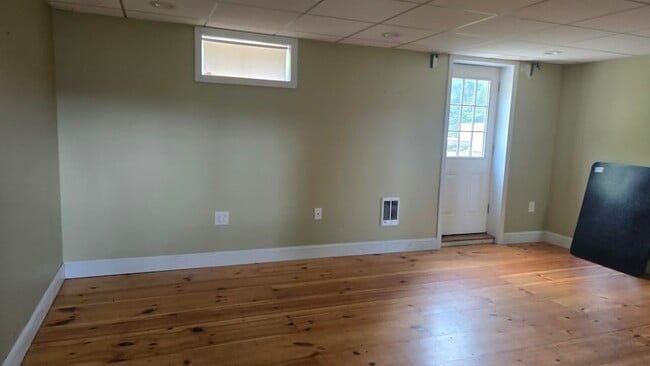 Building Photo - 503 Tolend Rd