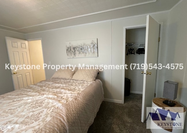 Building Photo - Pueblo West Beauty! Modular Home 3 Bedroom...