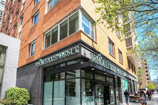 Building Photo - 1330 New Hampshire Ave NW