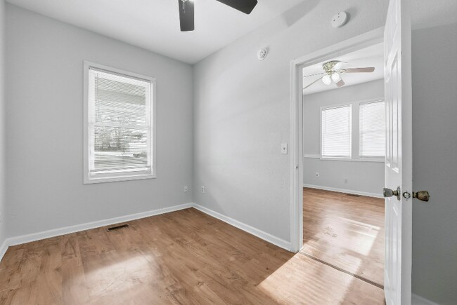 Building Photo - 1625 Sherman Blvd