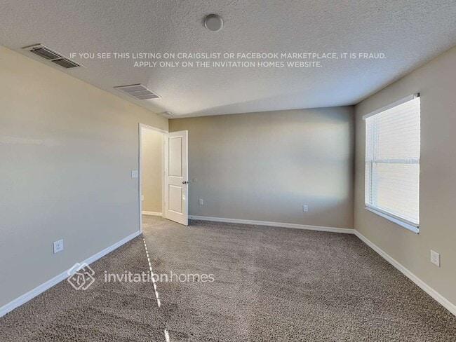 Building Photo - 5140 White Chicory Dr