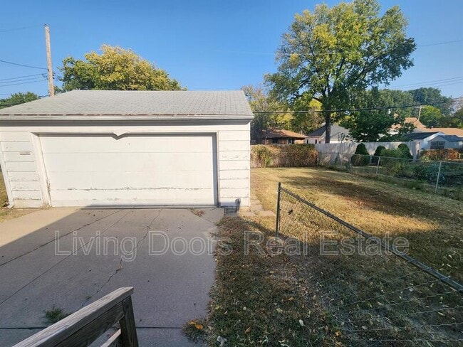Building Photo - 1548 S 25th St