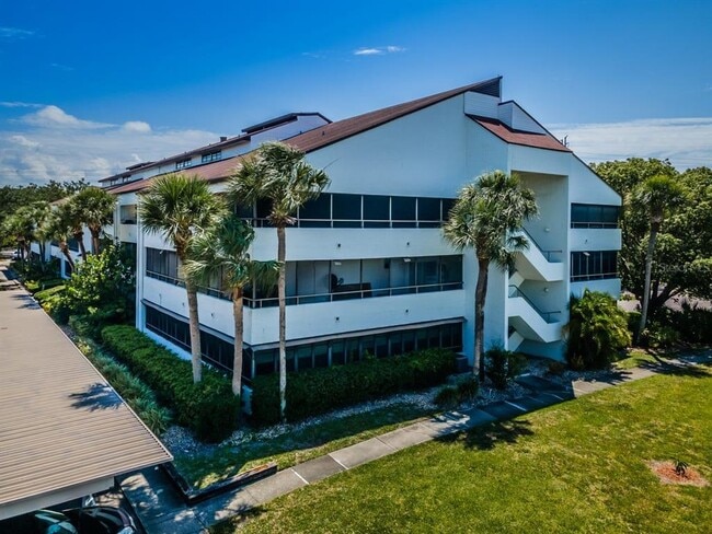 Building Photo - 2581 Countryside Blvd