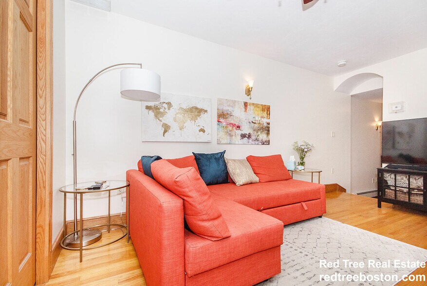 Building Photo - 87 Myrtle St