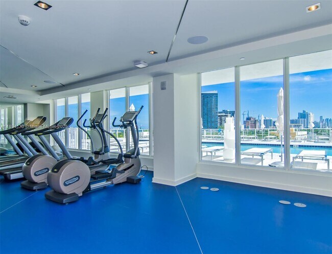 Building Photo - 4250 Biscayne Blvd