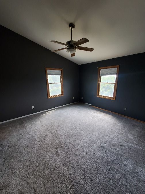 Building Photo - N93W27616 Quail Holw Ct