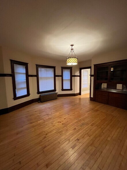 Building Photo - 2649 N Humboldt Blvd