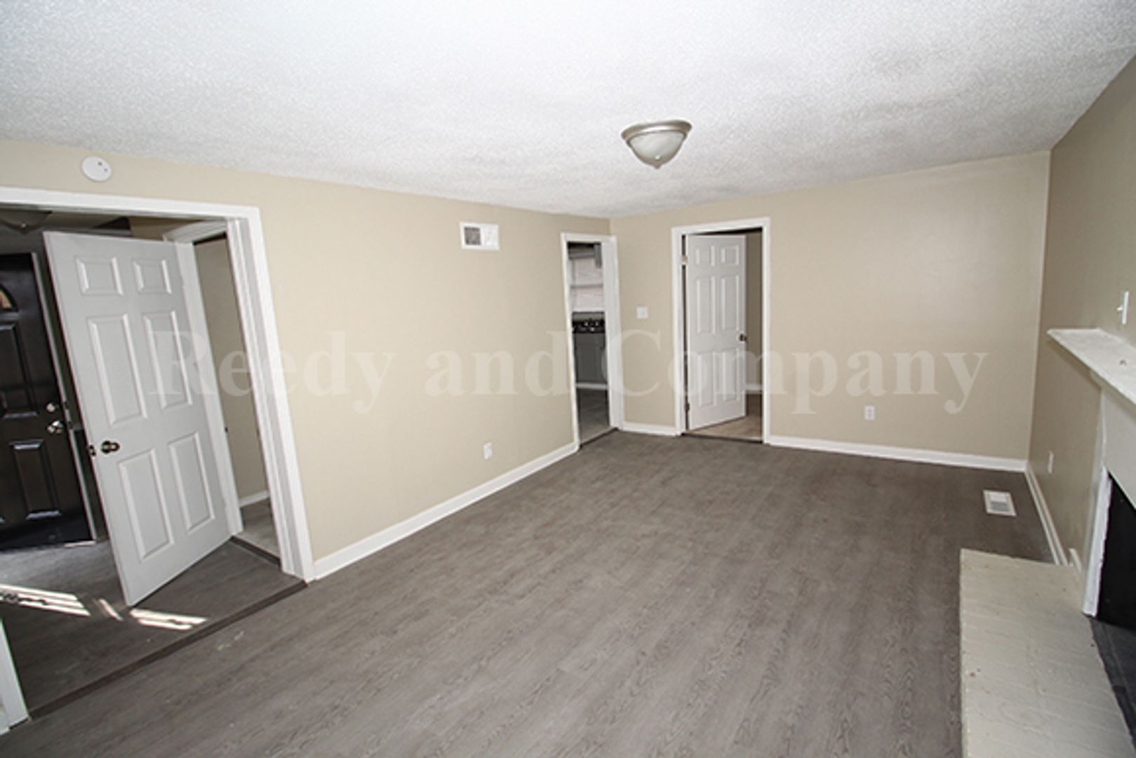 Building Photo - 4183 Park Forest Dr