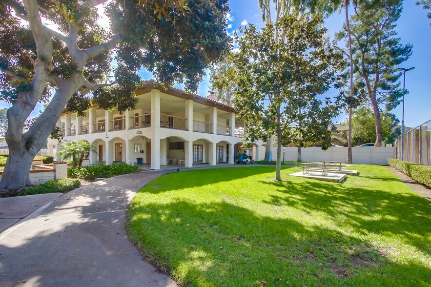 Building Photo - 5999 Rancho Mission Rd