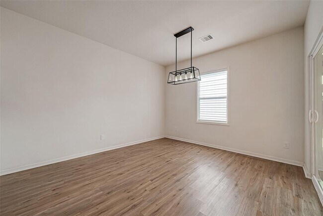 Building Photo - 1017 White Birch Ln