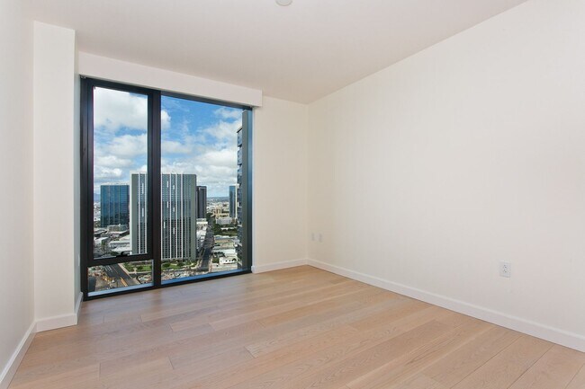 Building Photo - Victoria Place 2705 - Sophisticated 1BR