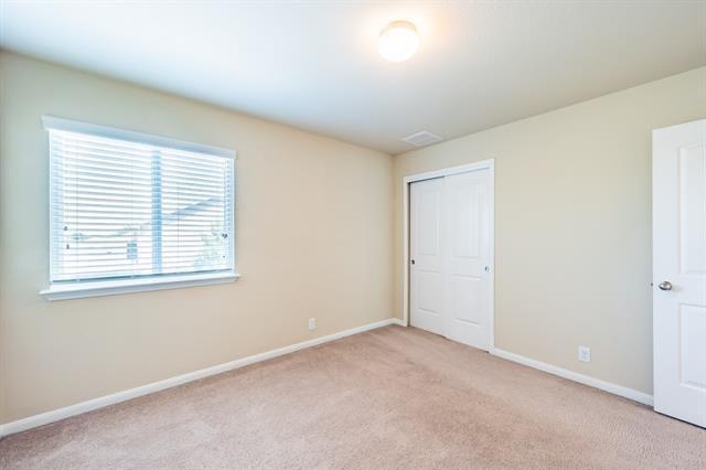 Building Photo - 939 Alamo Plaza Dr