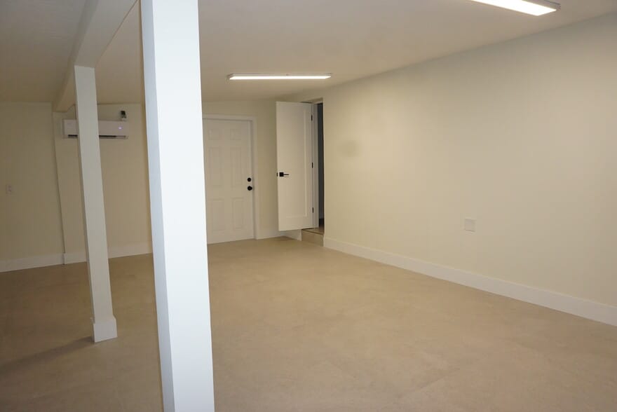Building Photo - 10485 SW 26th Ter