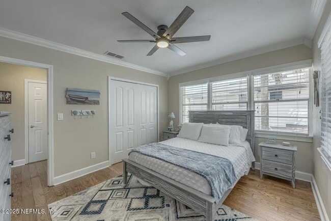 Building Photo - 2103 1st St S