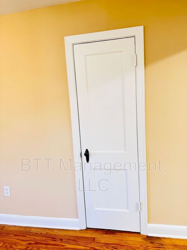 Building Photo - 8310 Garland Ave