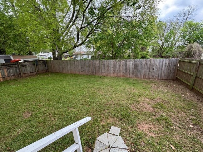 Building Photo - Cute 2 Bedroom Home in Bossier