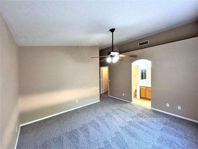 Building Photo - 18323 N 147th Dr