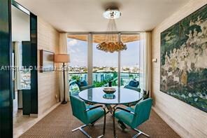 Building Photo - 300 S Pointe Dr