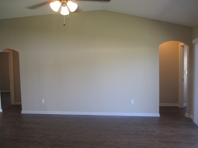 Building Photo - 9177 Prosperity Lake Dr